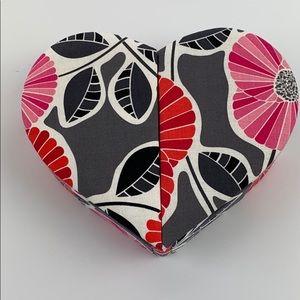 NWOT VeraBradley Heart2HeartJewelry Box CheeryBlos